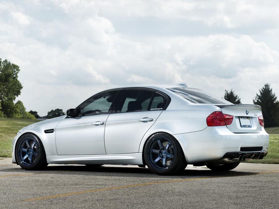  BMW M3 Sedan Silverstone by IND Distribution 2012 года  (фото 3 из 7)